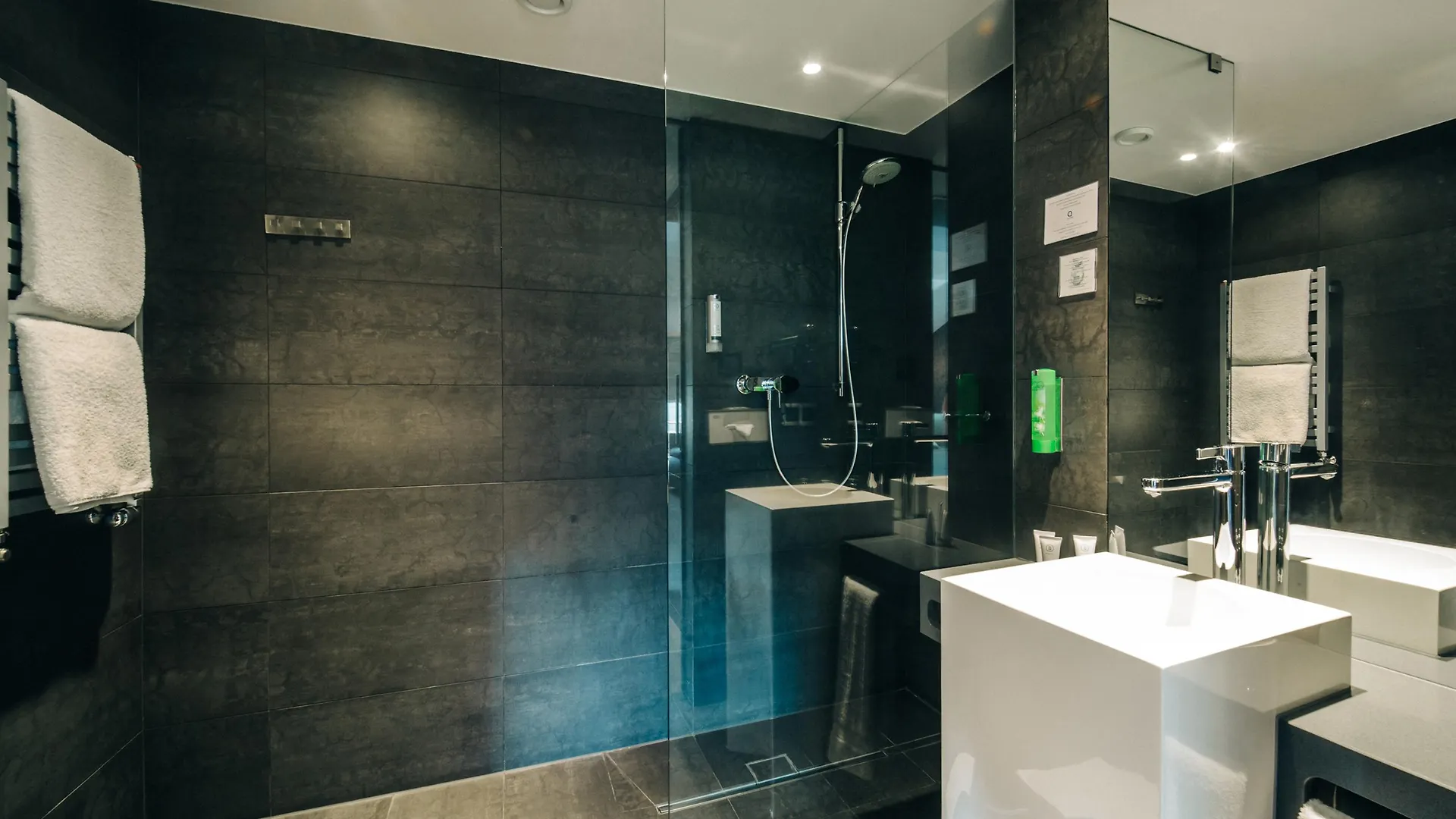 Q Hotel Grand Cru Gdansk 4*,  Poland