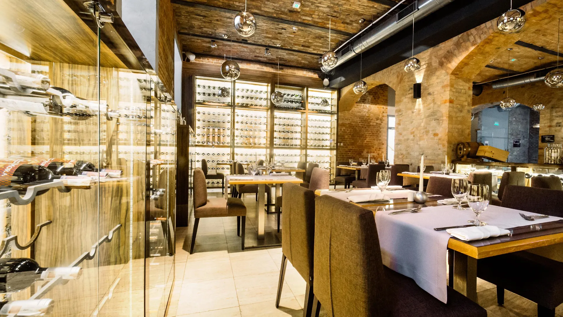 Q Hotel Grand Cru Gdansk Poland